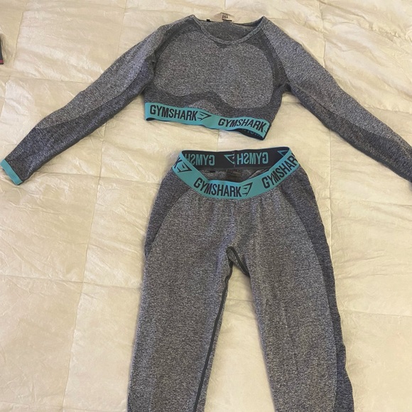 Gymshark Pants - Gymshark top and leggings set
